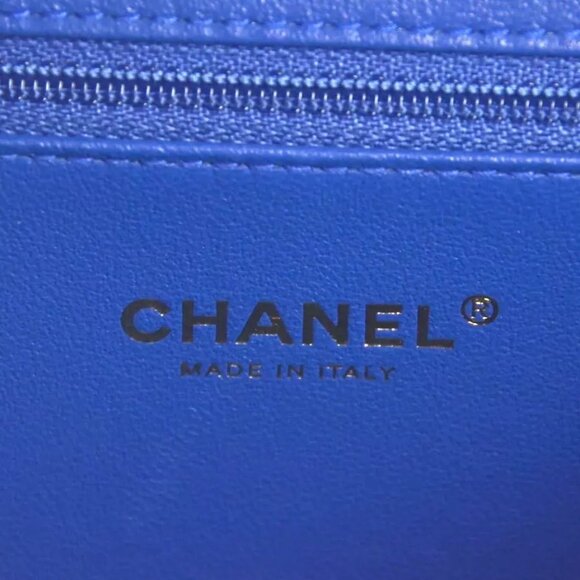 Auth CHANEL CC Filigree Handbag Shoulder Bag Red/Blue/White Leather - Picture 5 of 16